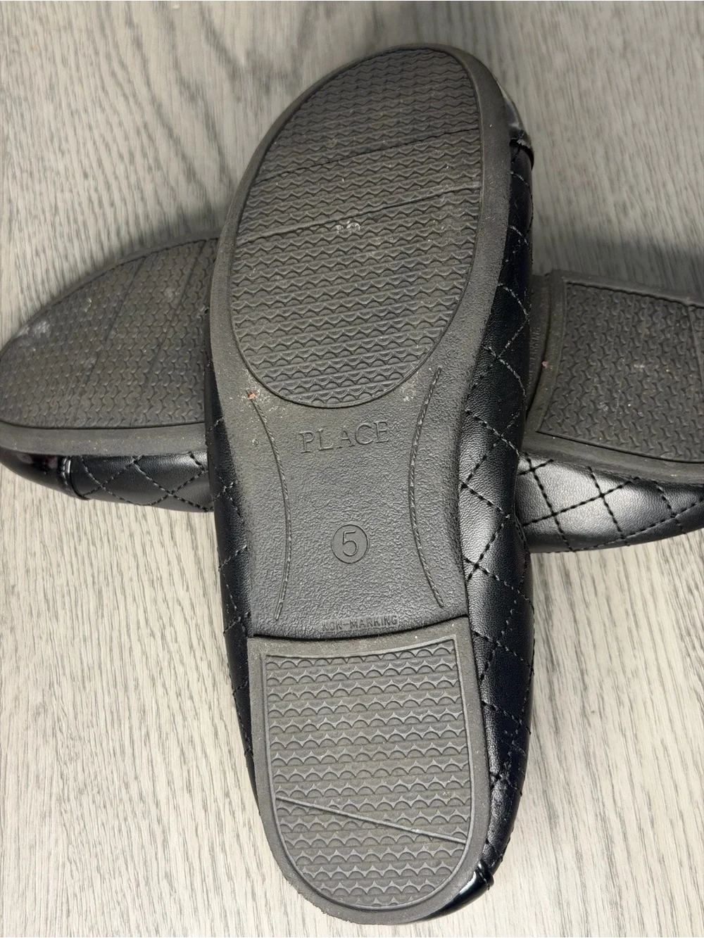 The Children's Place Black Quilted Ballet Flats with Patent Toe